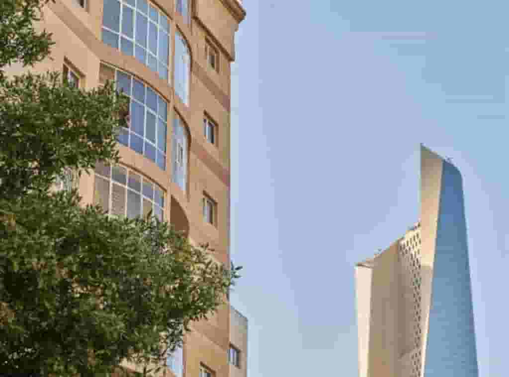 للبيع شقة في بنيد القار قطعة 2 شارع 79 للبيع شقة في بنيد القار قطعة 2 شارع 79