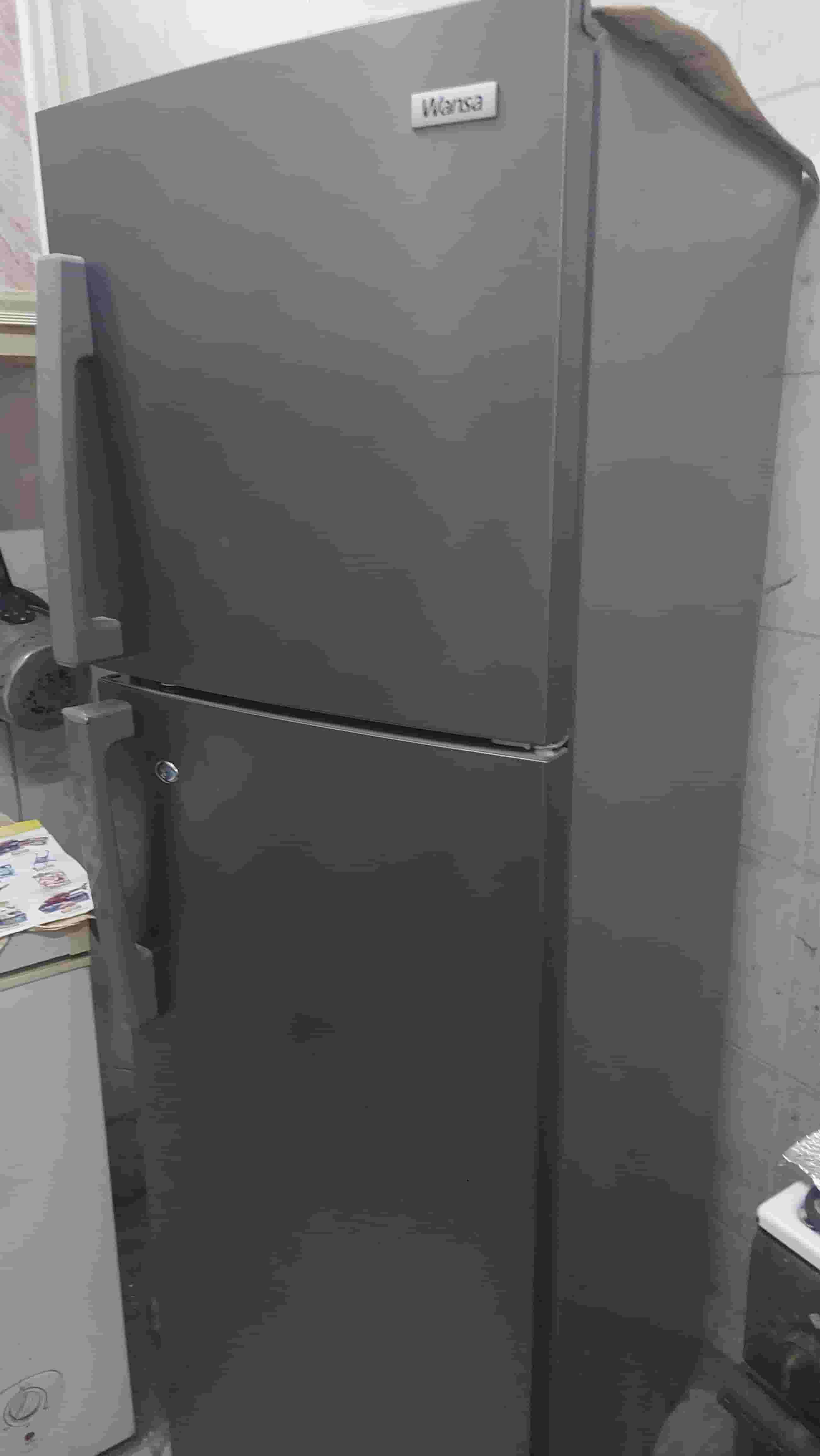 ثلاجة ونسا ثلاجة ونسا