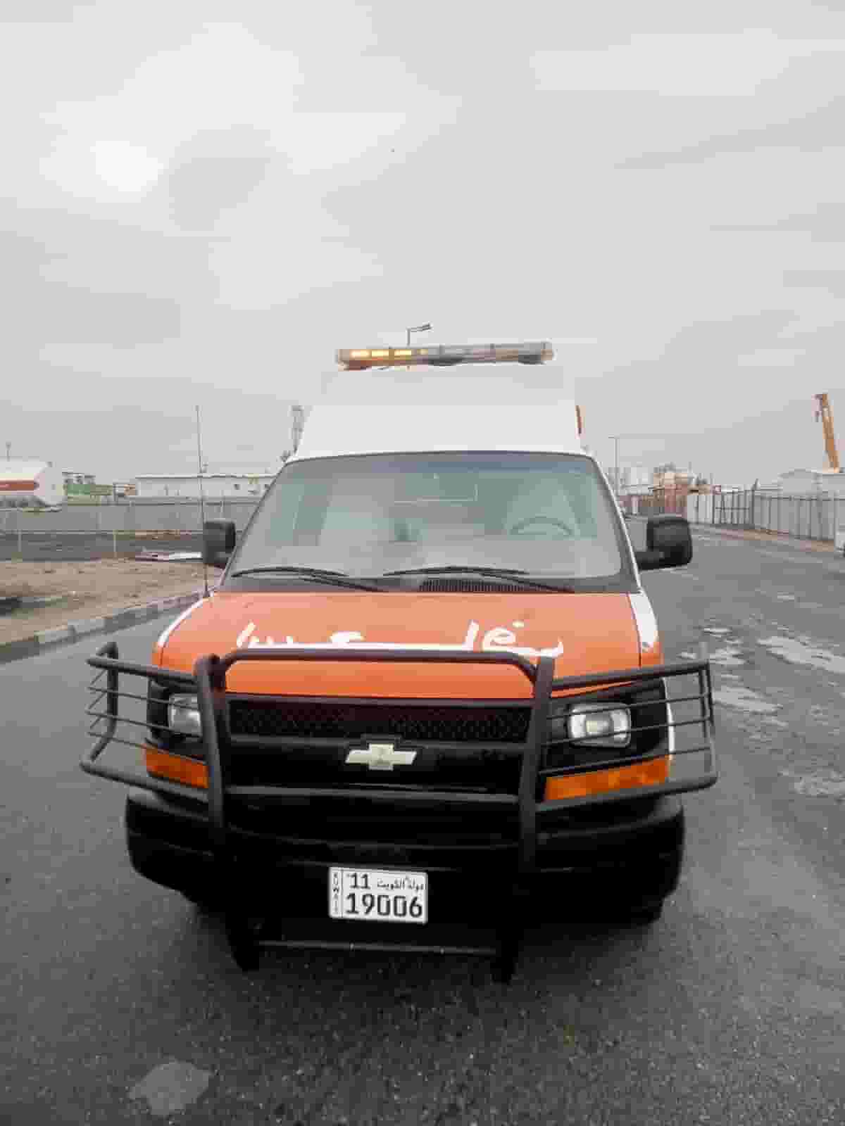 سيارة اسعاف جاهزه موديل 2011 سيارة اسعاف جاهزه موديل 2011