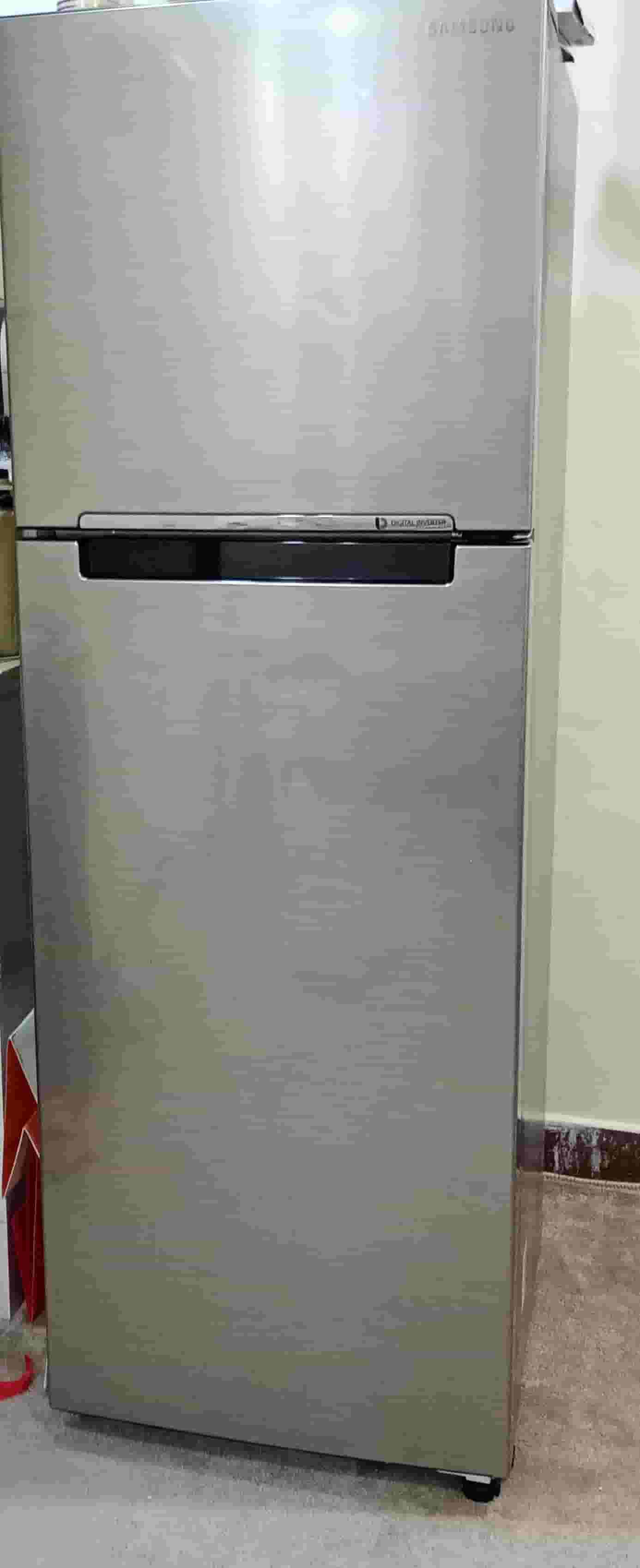 Samsung refrigerator in excellent condition for sale Samsung refrigerator in excellent condition for sale