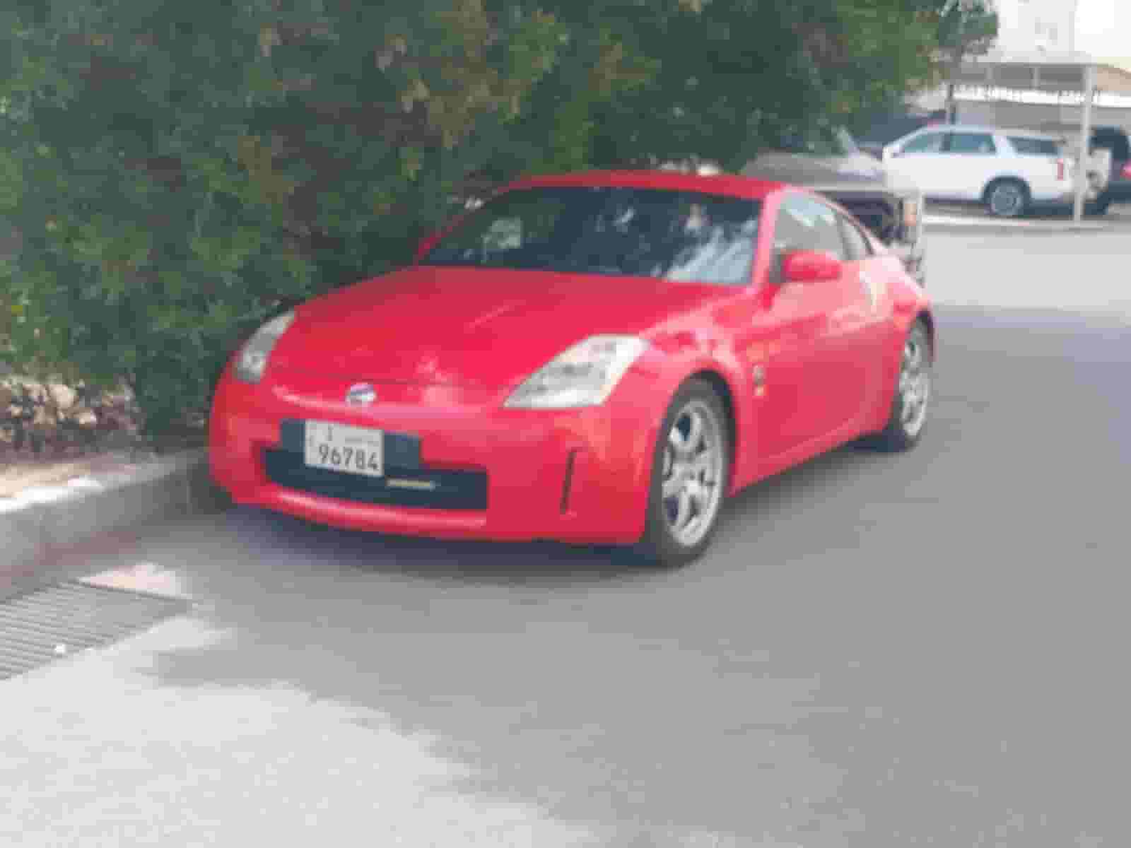 نيسان Z350 موديل 2004 نيسان Z350 موديل 2004