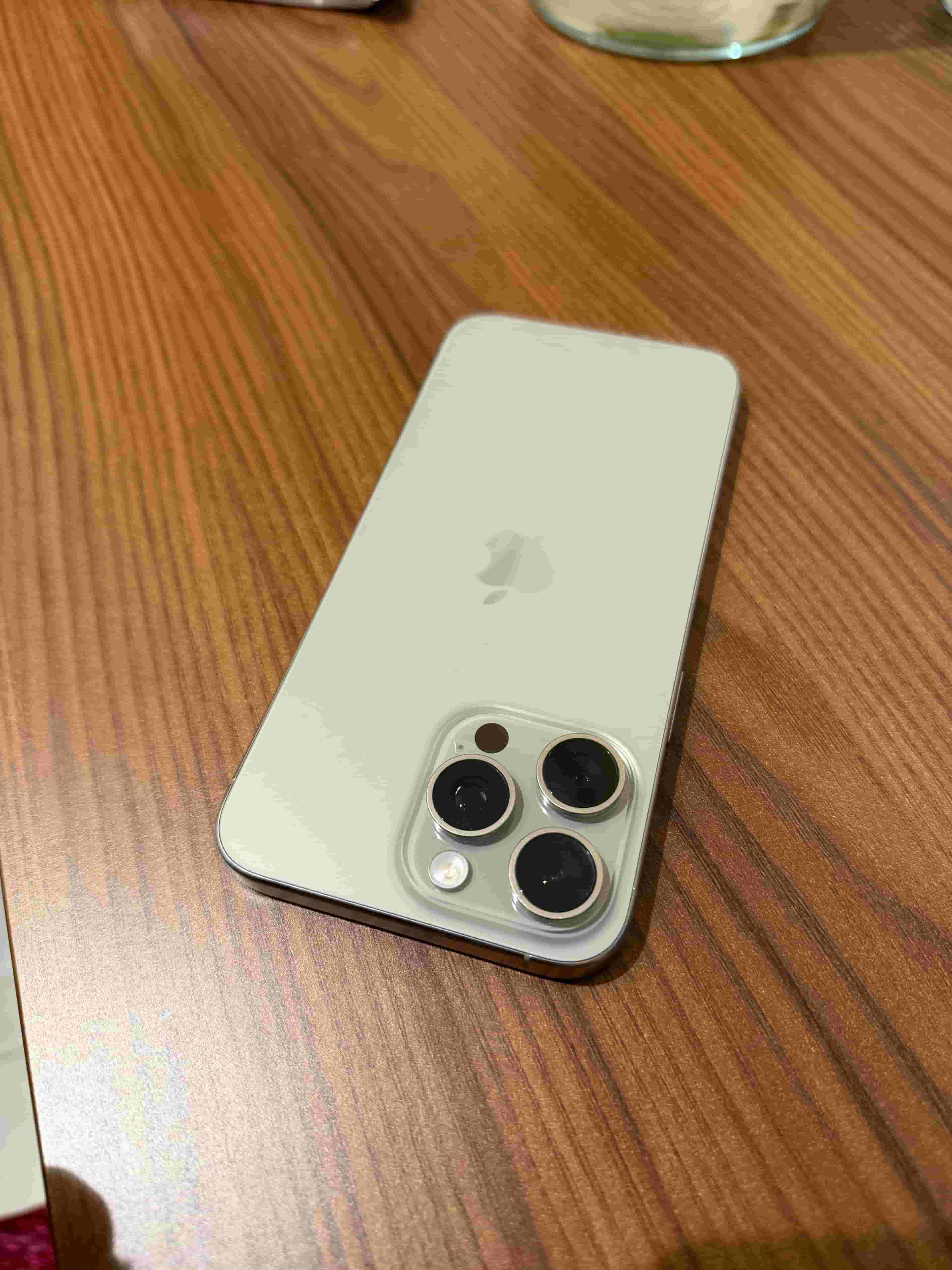 آيفون 15 برو ماكس 256 جيجابايت آيفون 15 برو ماكس 256 جيجابايت