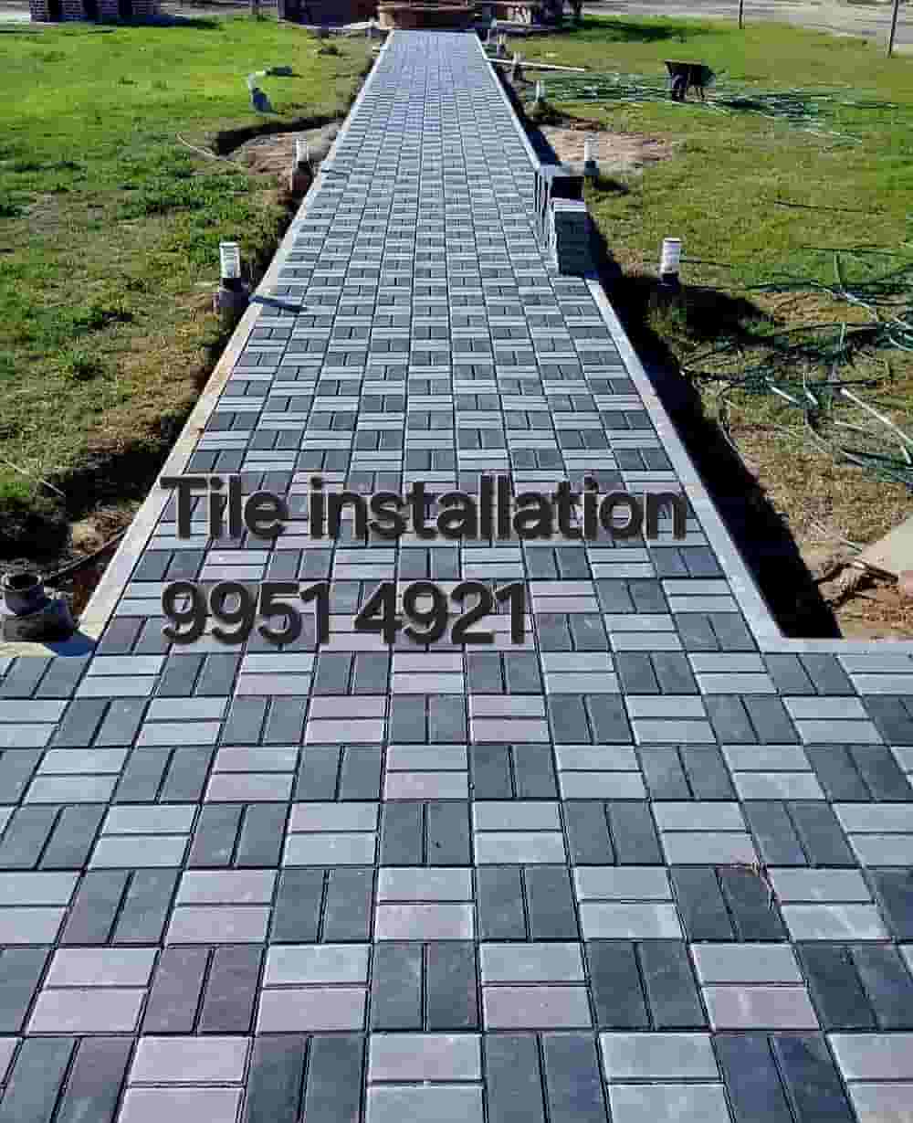 Installing a tile Installing a tile