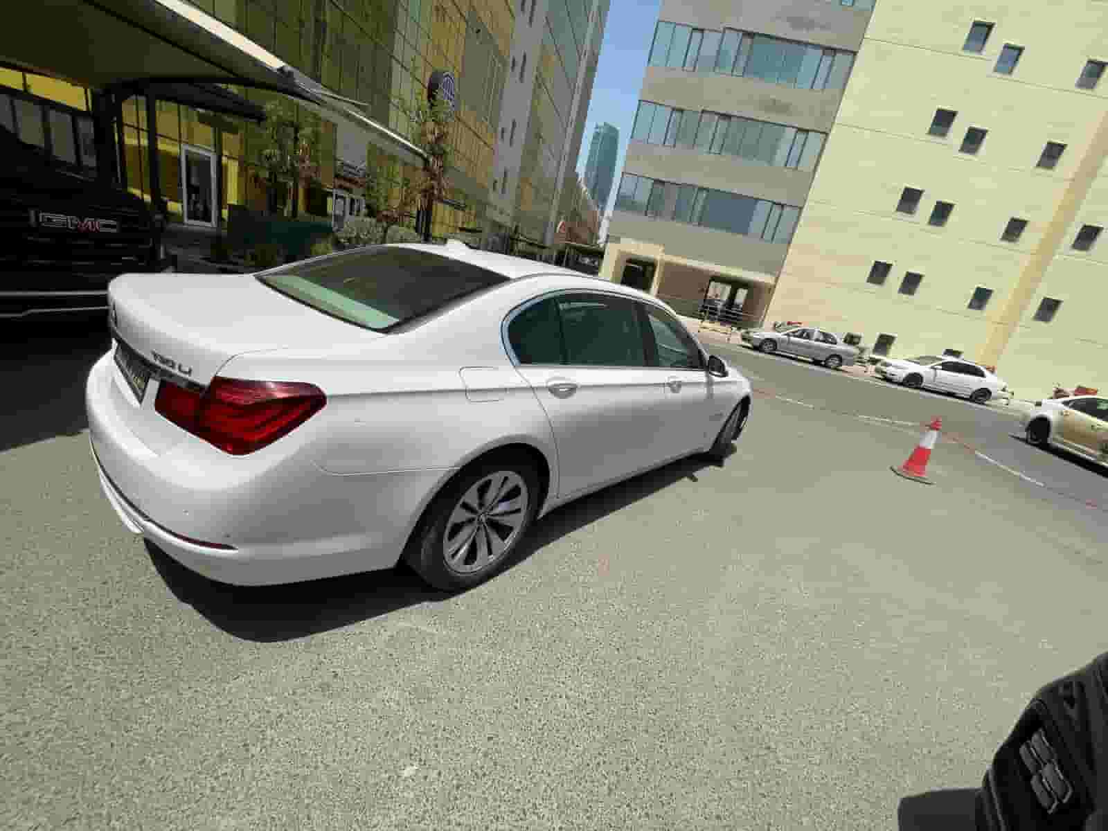 BMW 730 LI 2014 BMW 730 LI 2014