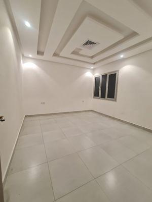 Apartment for rent in Khalidiya